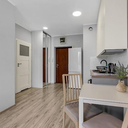 Wlochy Klinkierowa Comfort Apartment Warszawa Eksteriør billede